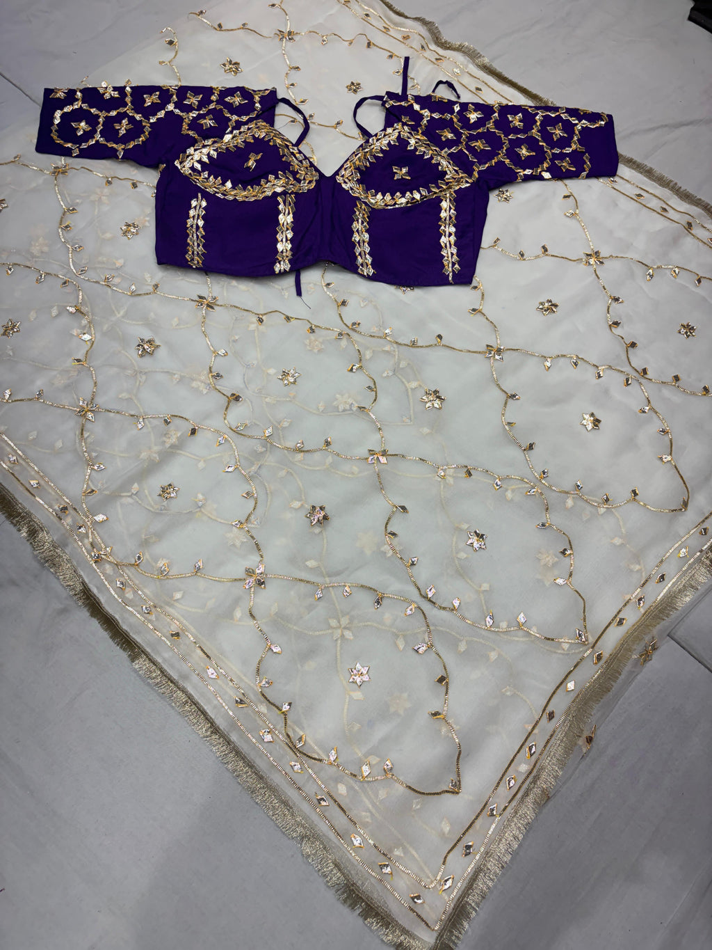 Elegant White And Purple Pure Diamond Chiffon Saree with Traditional Kachhi Gotta Work