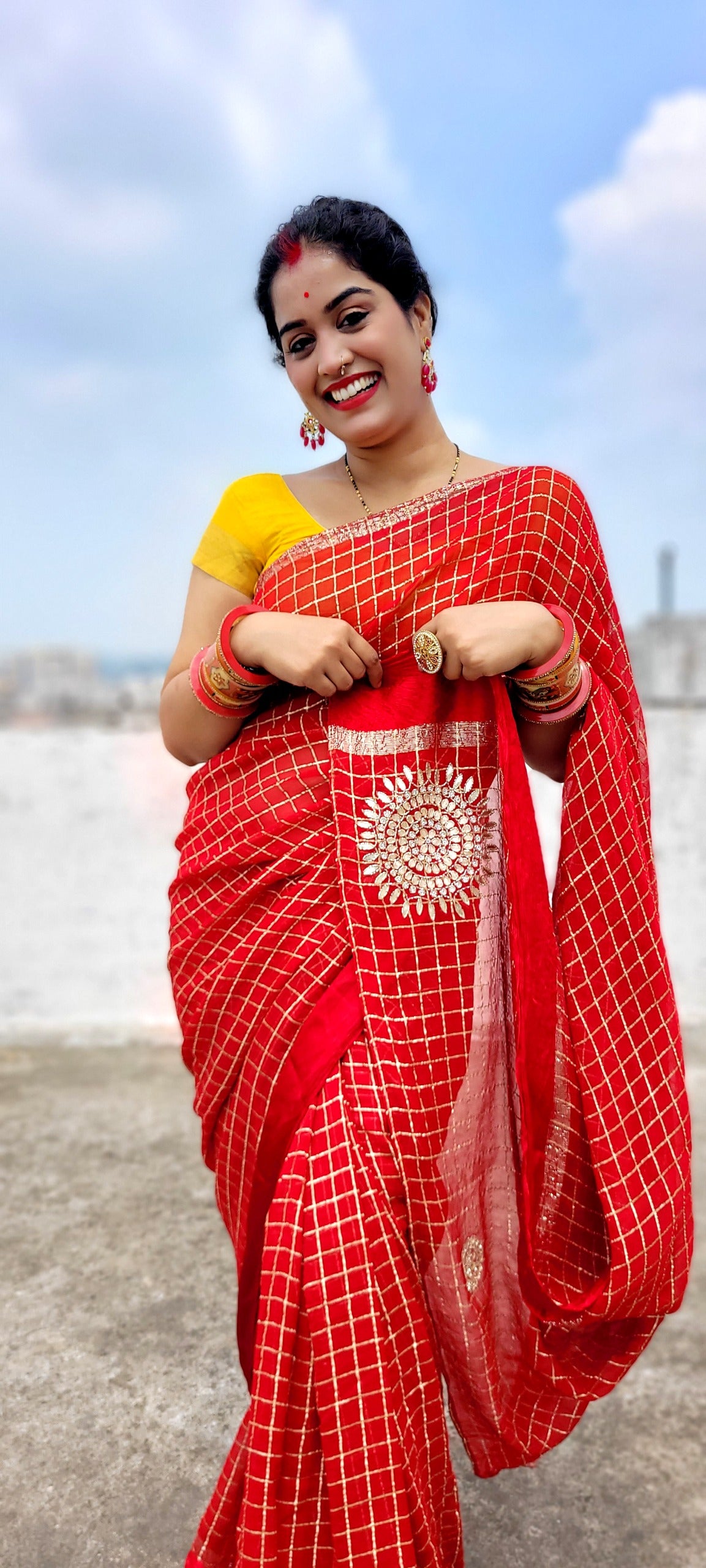 Elegant Red Designer Saree with All-Over Gold Jaal Pattern
