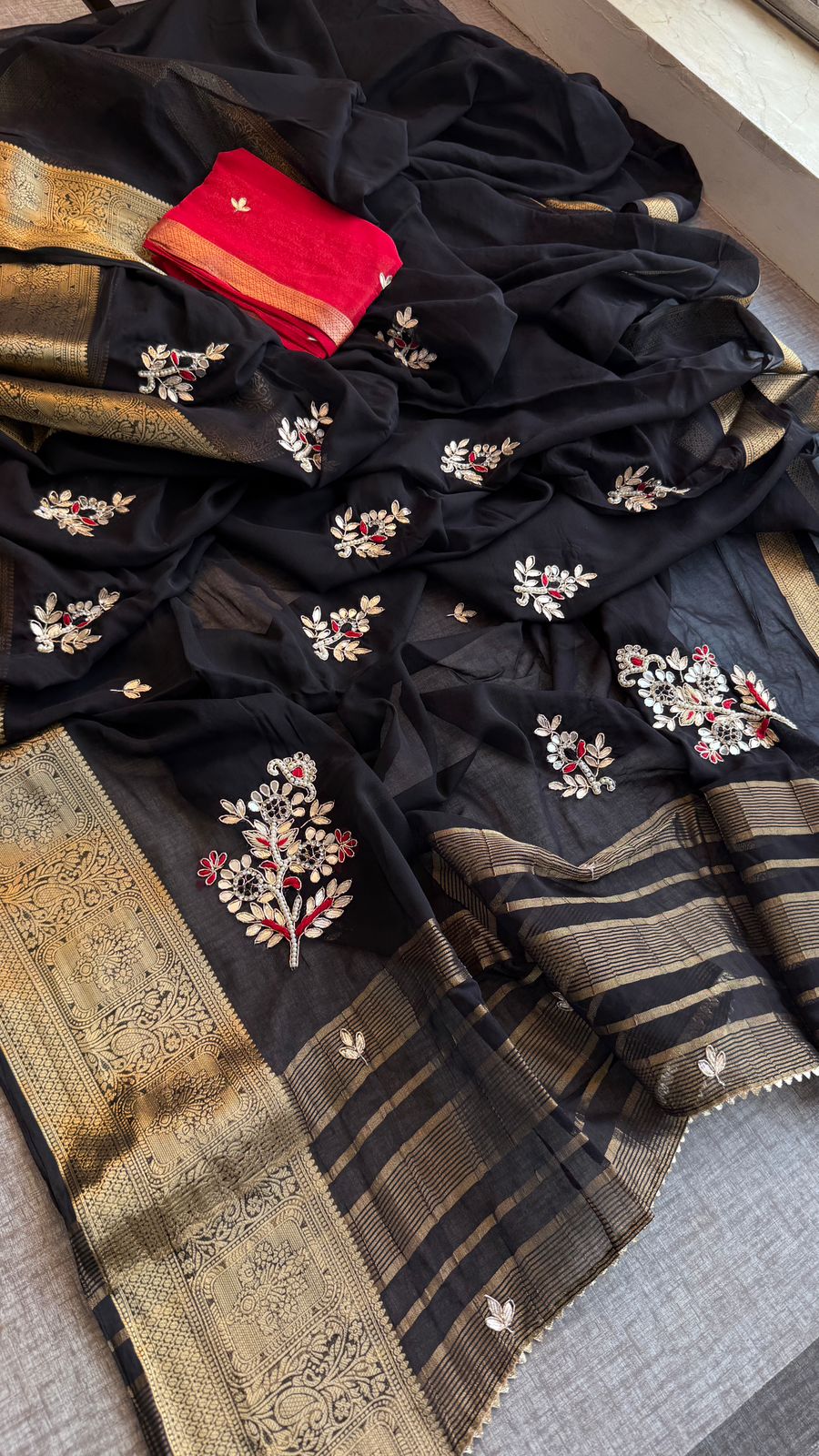 Royal Gulnaar Hand-Embroidered Saree