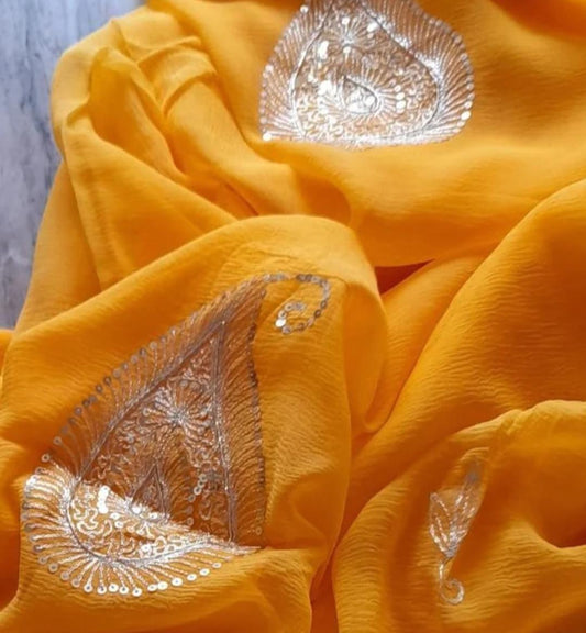 NEW DESIGNER SAREE SEMI CIFFONE  WITH THRED WORK BY PCD