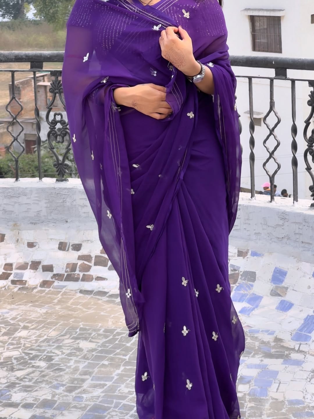 Latest Chiffon Bollywood Style Gotapatti Work Saree by pcd